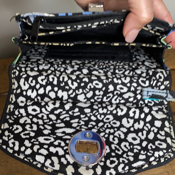 Vera Bradley large wallet 6.5” x 5” - Picture 4 of 4